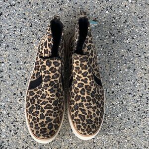 Toms Leopard Pattern Slip-On Shoes